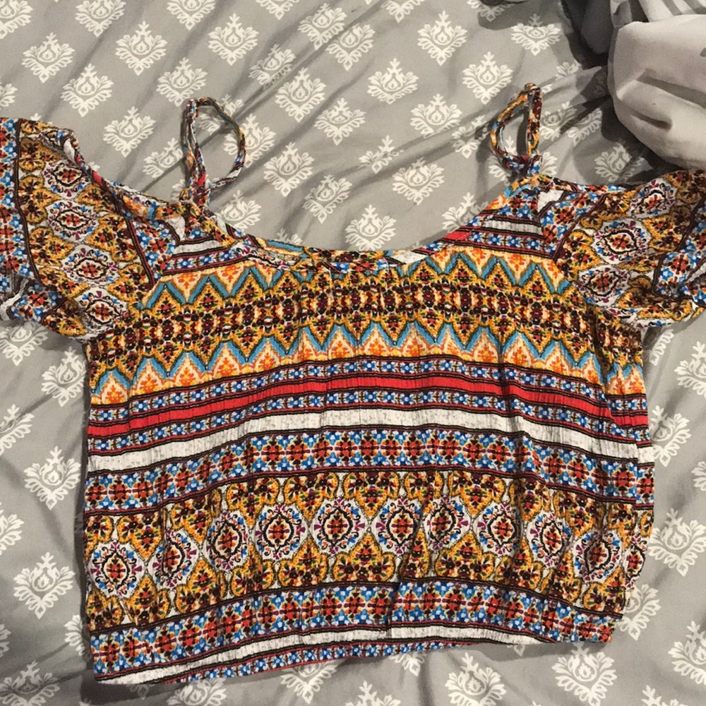 Crop top - Picture 2 of 4